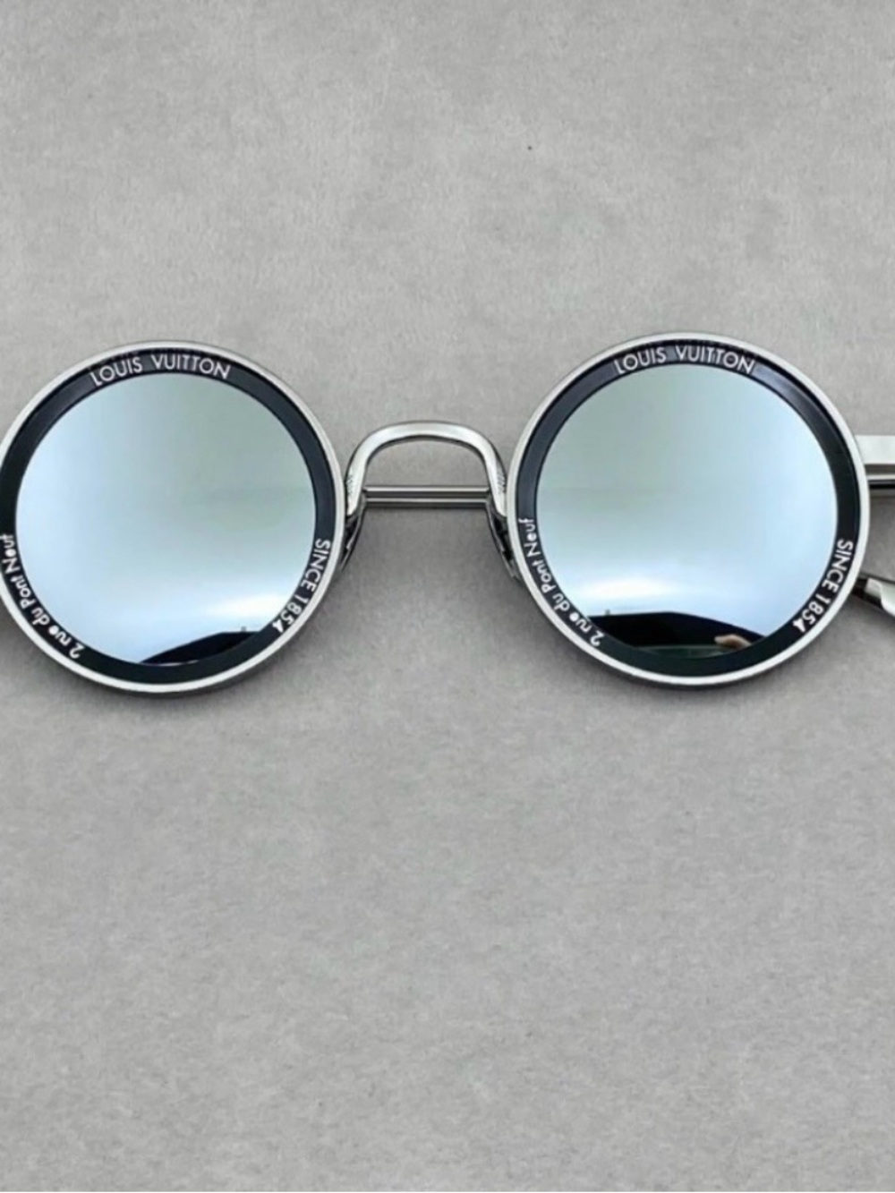 Louis Vuitton LV Super Vision Round Sunglasses Black & Silver